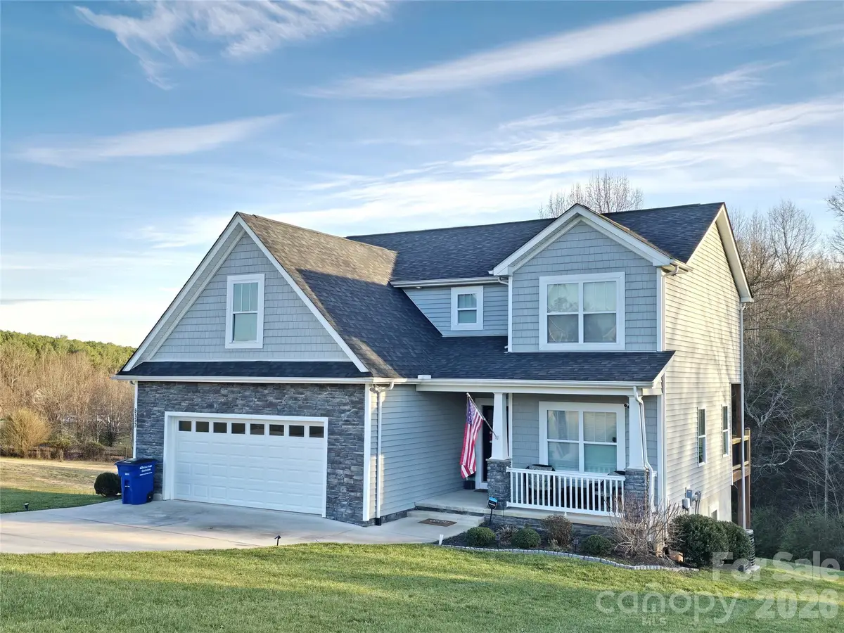 5177 S Oak Circle, Granite Falls, NC 28630 - #1