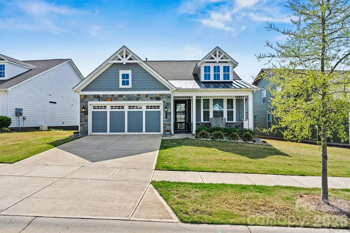 8718 Festival Way, Charlotte, NC 28215 - Image #1