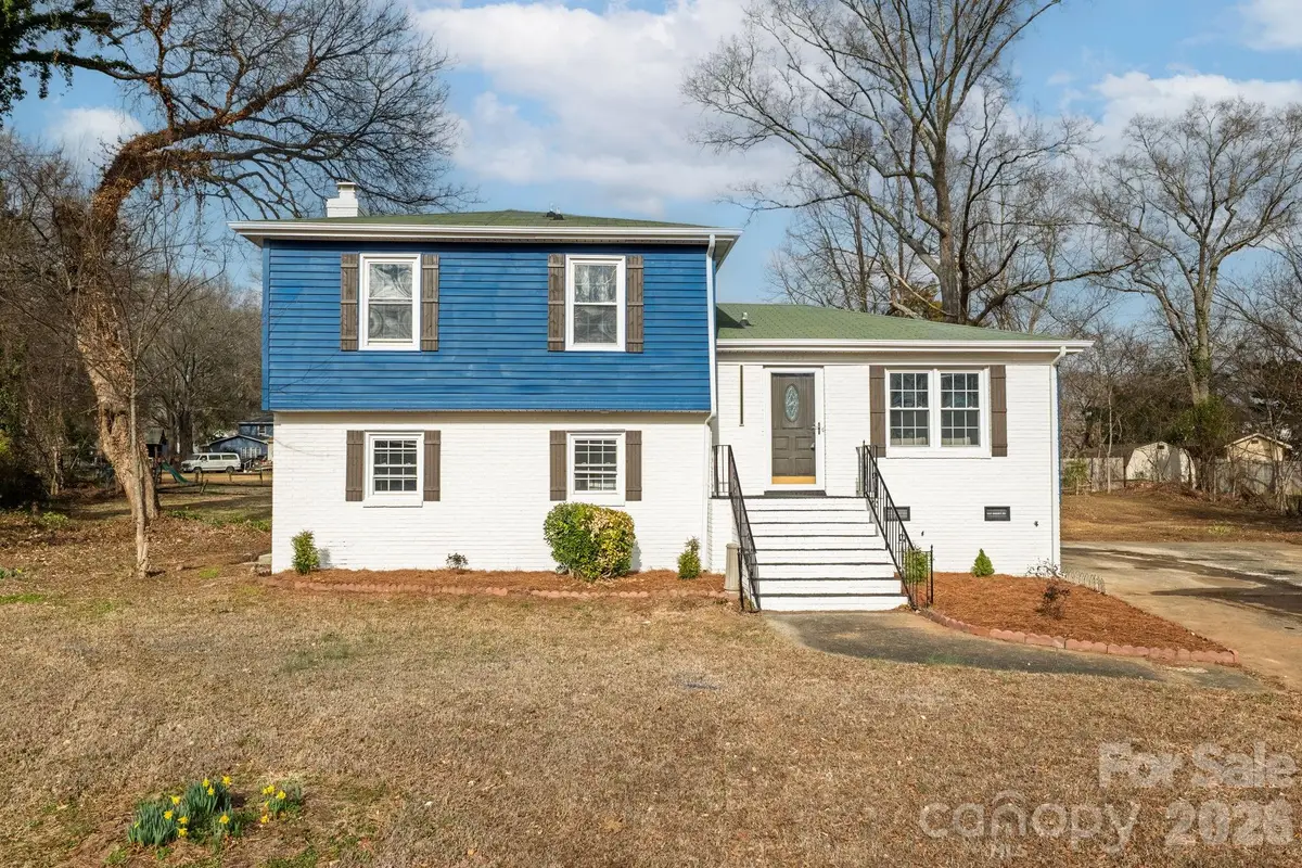 12215 Windy Wood Court, Charlotte, NC 28273 - Image #1