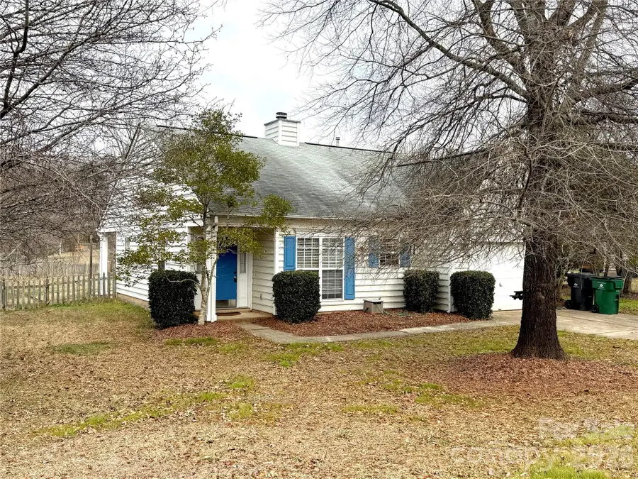 8340 Hornwood Court, Charlotte, NC 28215 - Image #2