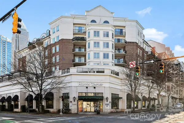 300 W 5th Street W #124, Charlotte, NC 28202