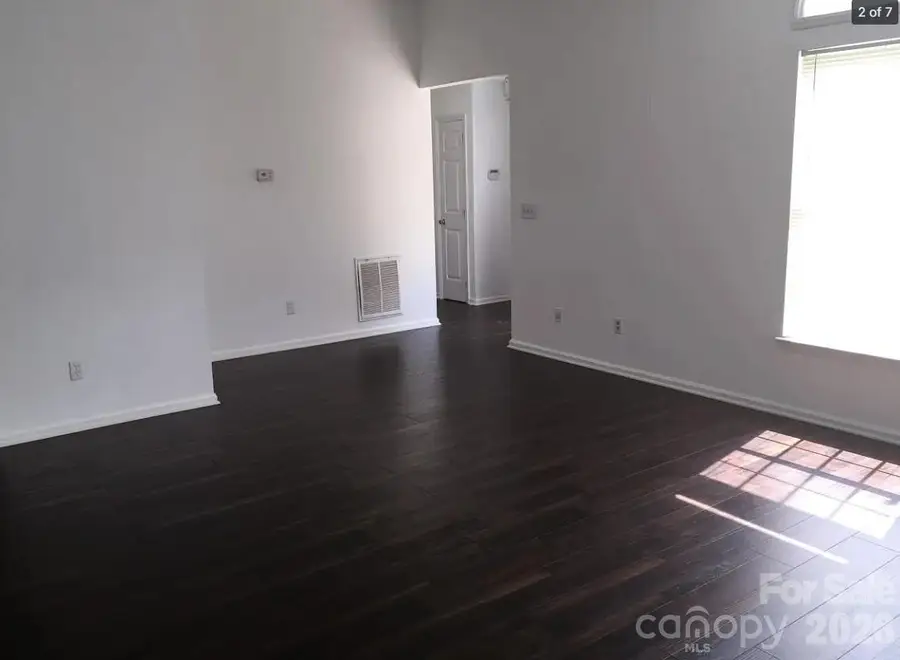 7925 Turquoise Drive, Charlotte, NC 28215 - Image #2