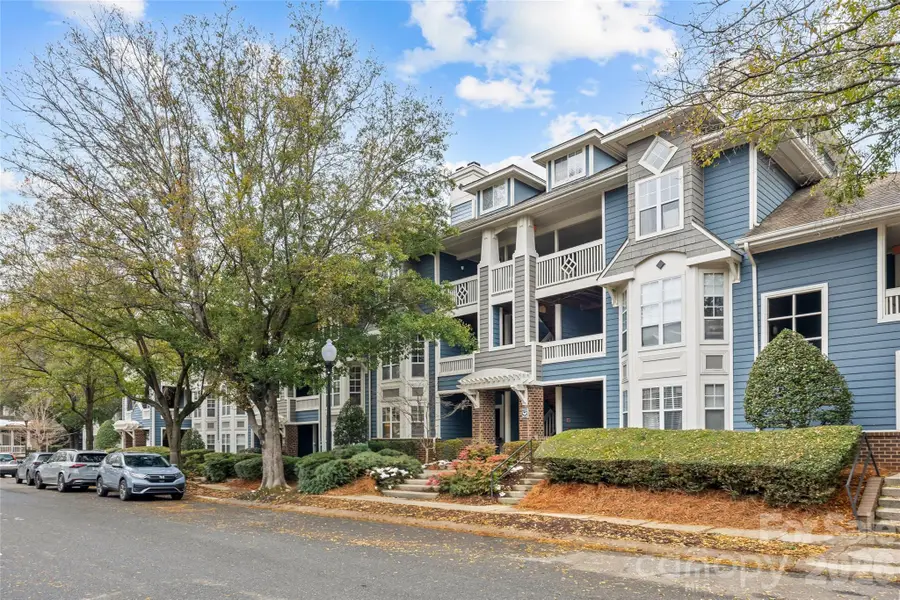 2210 Sumner Green Avenue #M, Charlotte, NC 28203 - #3