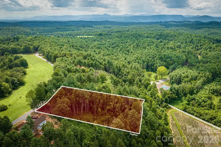 2070 Thoroughbred Way #G18, Lenoir, NC 28645 - #2