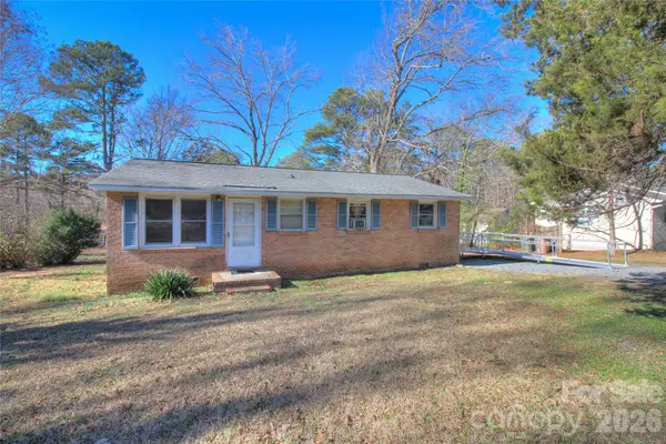 408 S Jackson Avenue, Waxhaw, NC 28173