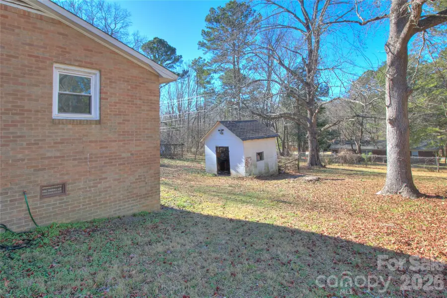408 S Jackson Avenue, Waxhaw, NC 28173 - #3