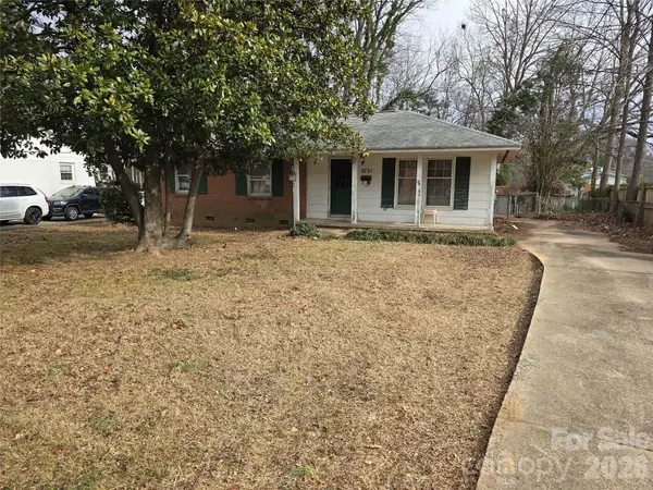 3721 Bankston Place, Charlotte, NC 28215