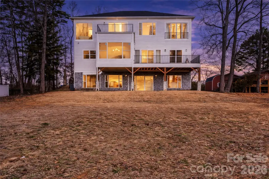 124 Clipper Lane, Mooresville, NC 28117 - Image #3