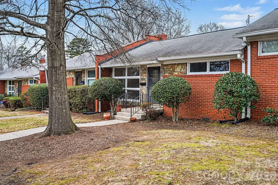 1010 Andover Road, Charlotte, NC 28211 - Image #2