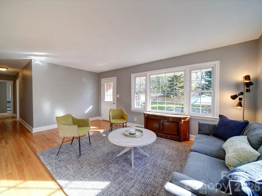 2036 Edgewater Drive, Charlotte, NC 28210 - Image #2