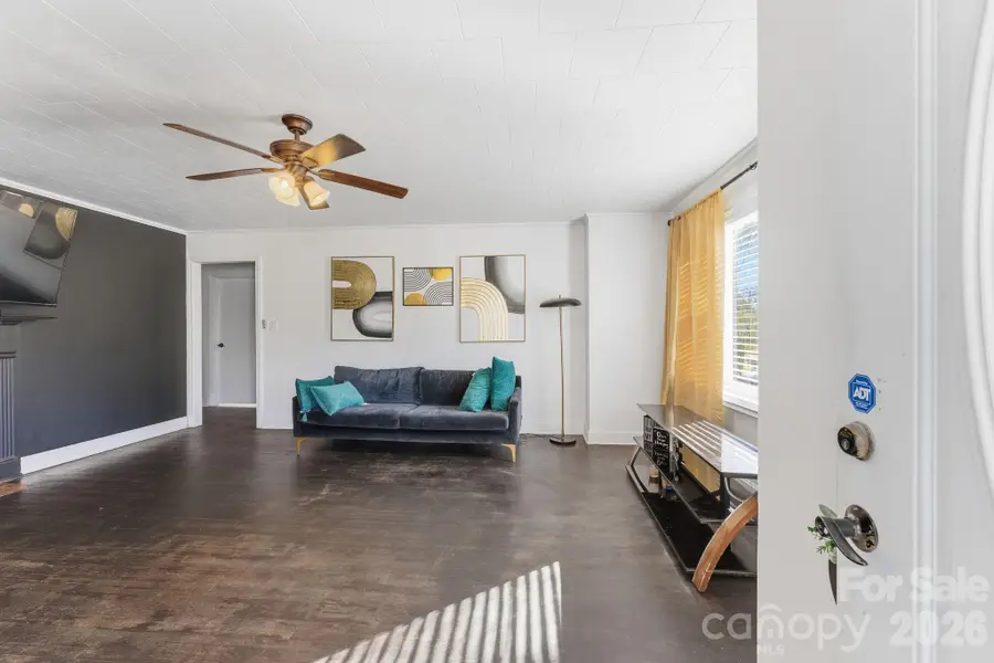 802 Chesterfield Avenue, Lancaster, SC 29720 - Image #2