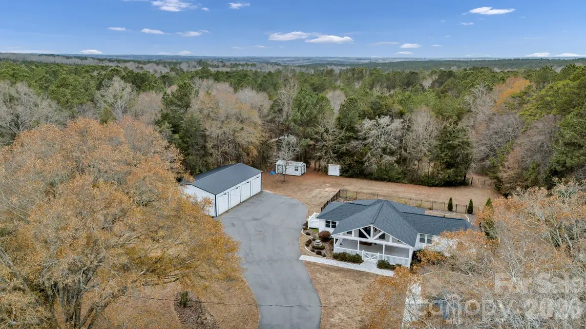 5214 Echo Valley Drive, Great Falls, SC 29055 - Image #1