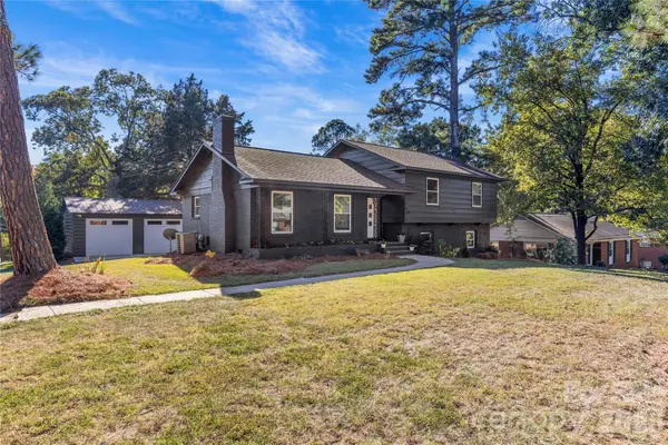 1830 Edgewater Drive, Charlotte, NC 28210