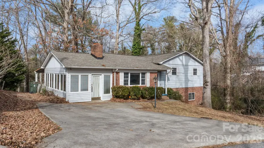 533 Circle Drive, Hudson, NC 28638 - Image #2
