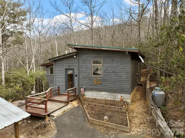 141 Overlook Drive #30, Spruce Pine, NC 28777