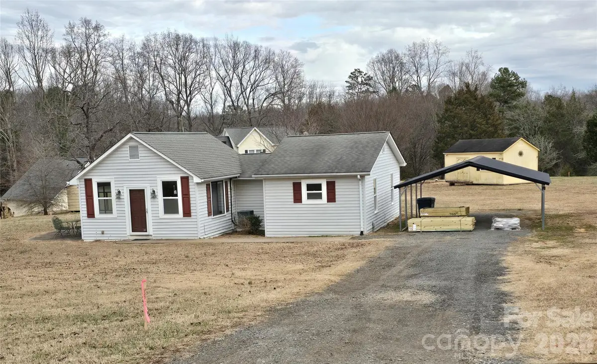 7630 Crestwood Drive, Kannapolis, NC 28081 - Image #1