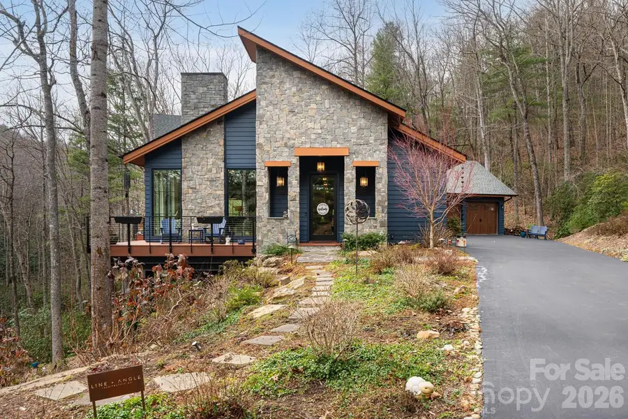 208 Glenroy Court, Flat Rock, NC 28731 - Image #2