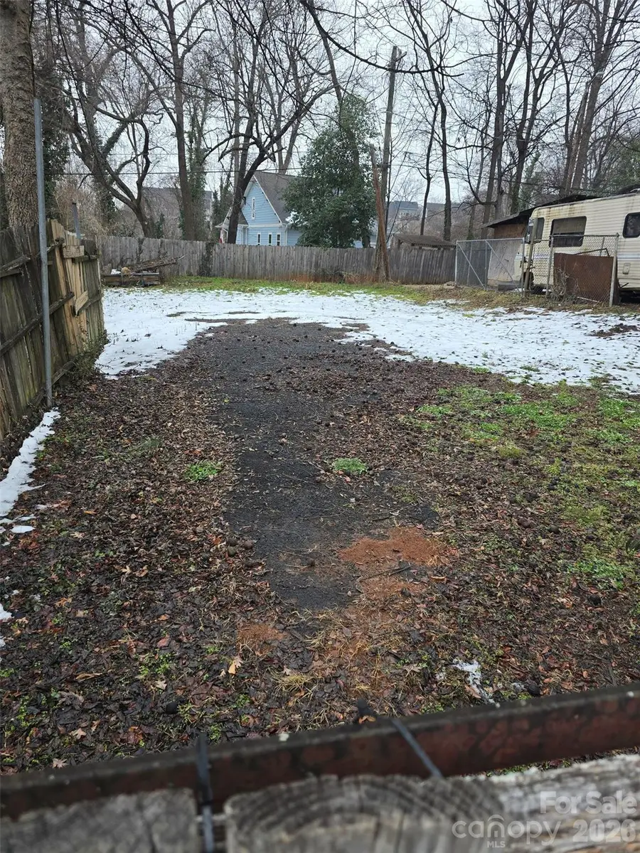 320 Woodvale Place, Charlotte, NC 28208 - #3