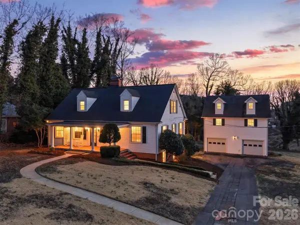 7 Forest Avenue, Granite Falls, NC 28630