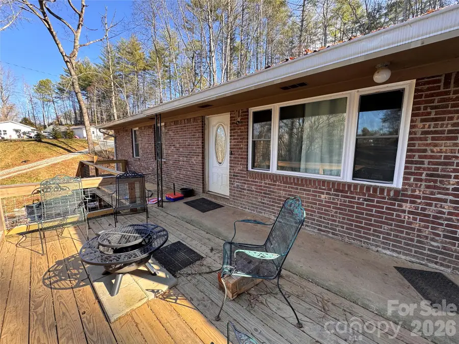 551 W Fort Hill Road, Robbinsville, NC 28771 - Image #3