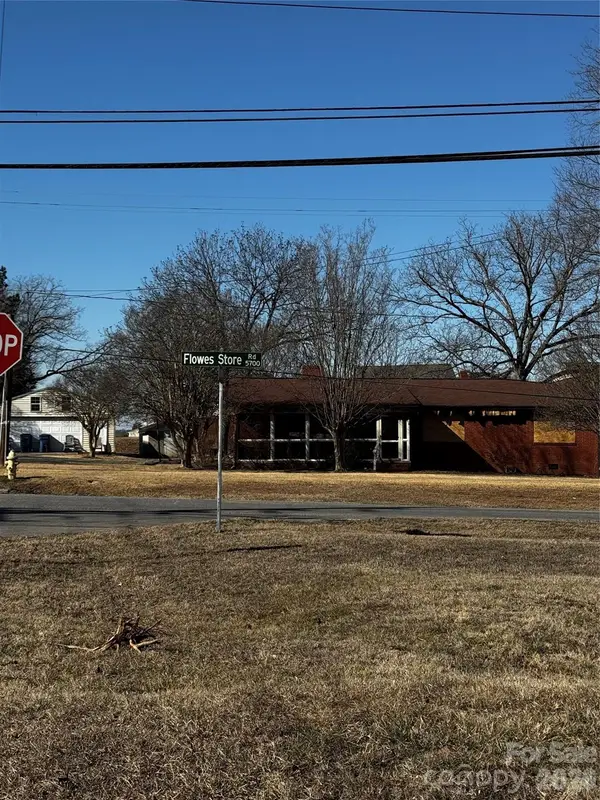 5696 Flowes Store Road, Concord, NC 28025