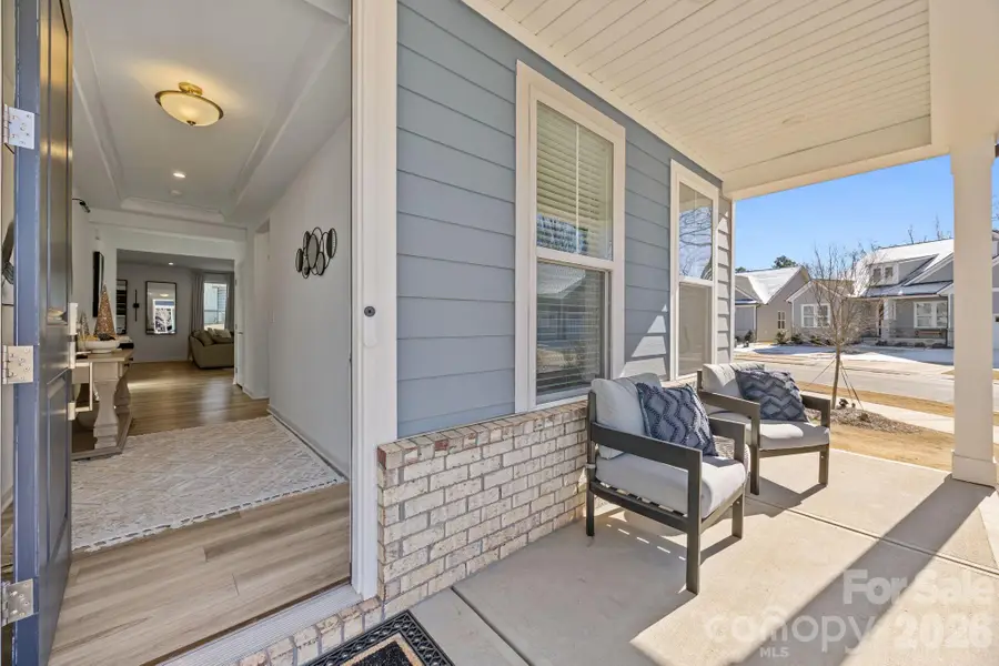 6018 Valehaven Place, Charlotte, NC 28269 - Image #2
