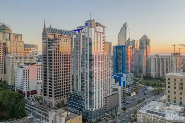 333 W Trade Street #1200, Charlotte, NC 28202