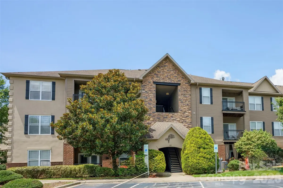 181 Brickton Village Circle #301, Fletcher, NC 28732 - #1