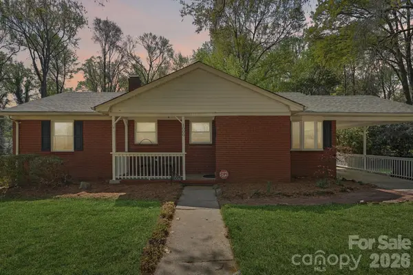 1000 Hickory Nut Street, Charlotte, NC 28205