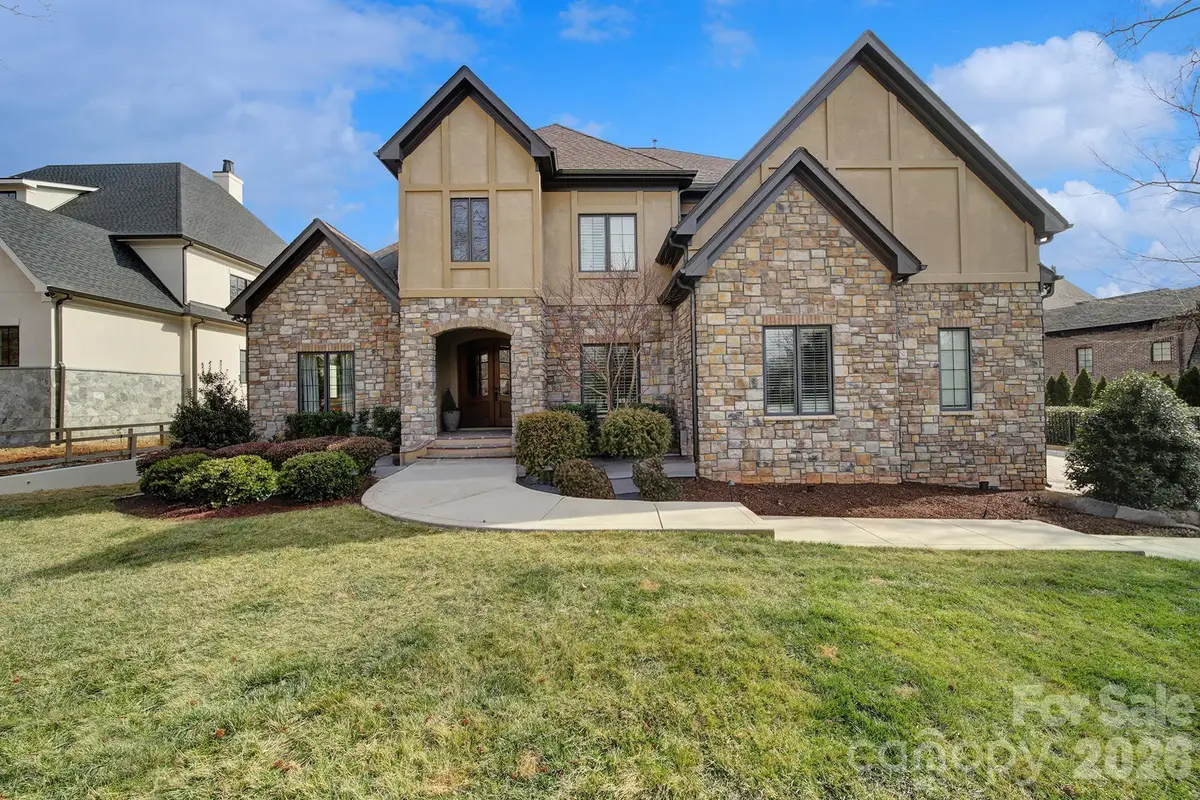 8000 Skye Lochs Drive, Waxhaw, NC 28173 - #1