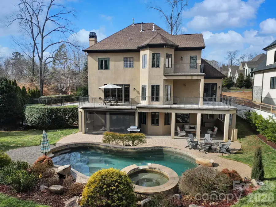 8000 Skye Lochs Drive, Waxhaw, NC 28173 - #2