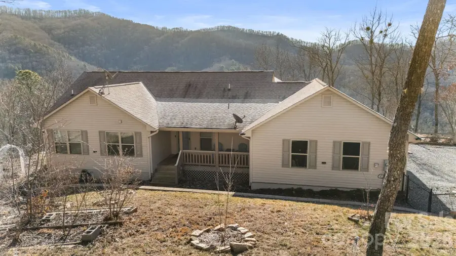 790 Moonlight Trail, Bryson City, NC 28713 - #2