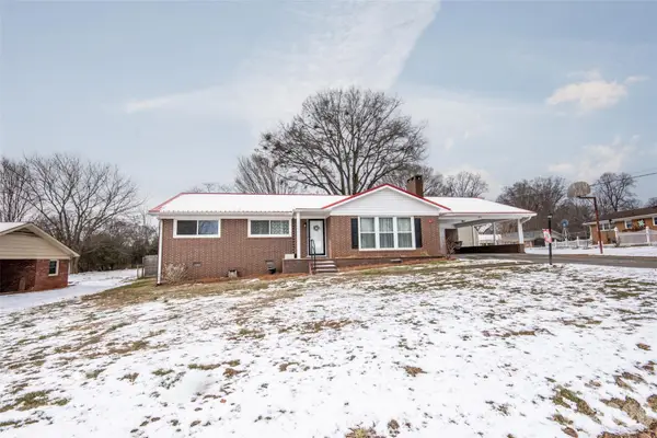 108 Robin Lane, Statesville, NC 28677