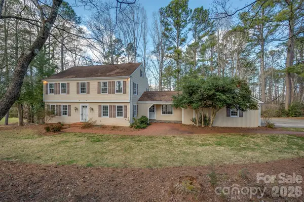 149 Woodbriar Street, Forest City, NC 28043