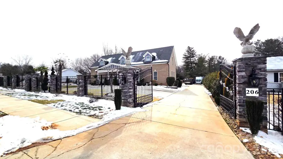 206 Cedar Drive, Salisbury, NC 28147 - Image #2