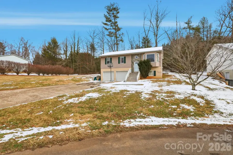 3974 Callie Court, Lenoir, NC 28645 - #3