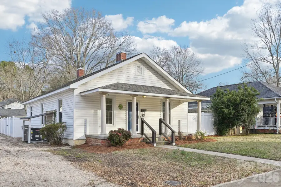 808 W B Street, Kannapolis, NC 28081 - #3