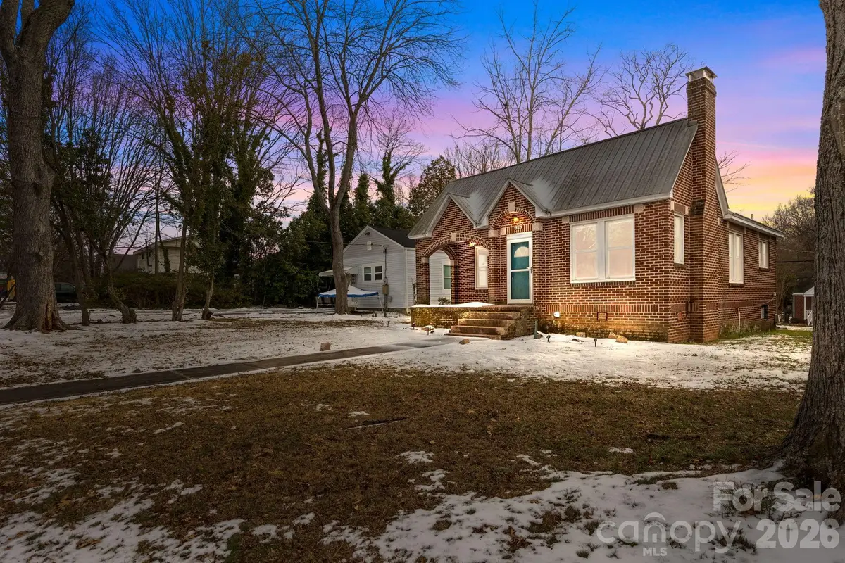 915 Lincolnton Road, Salisbury, NC 28144 - Image #1