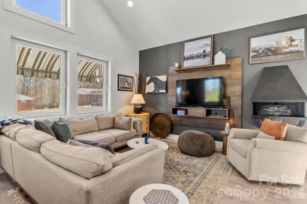 221 Newbold Street, Lincolnton, NC 28092