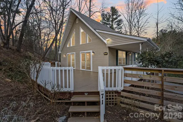 71 Captains Drive, Candler, NC 28715