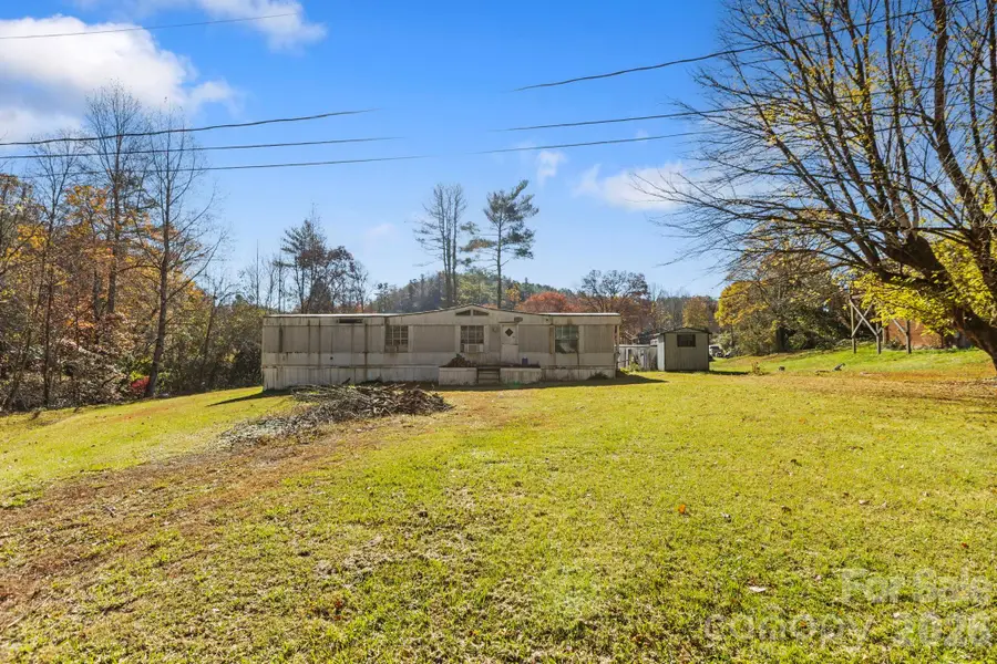 28 Trent Road, Brevard, NC 28712 - Image #3