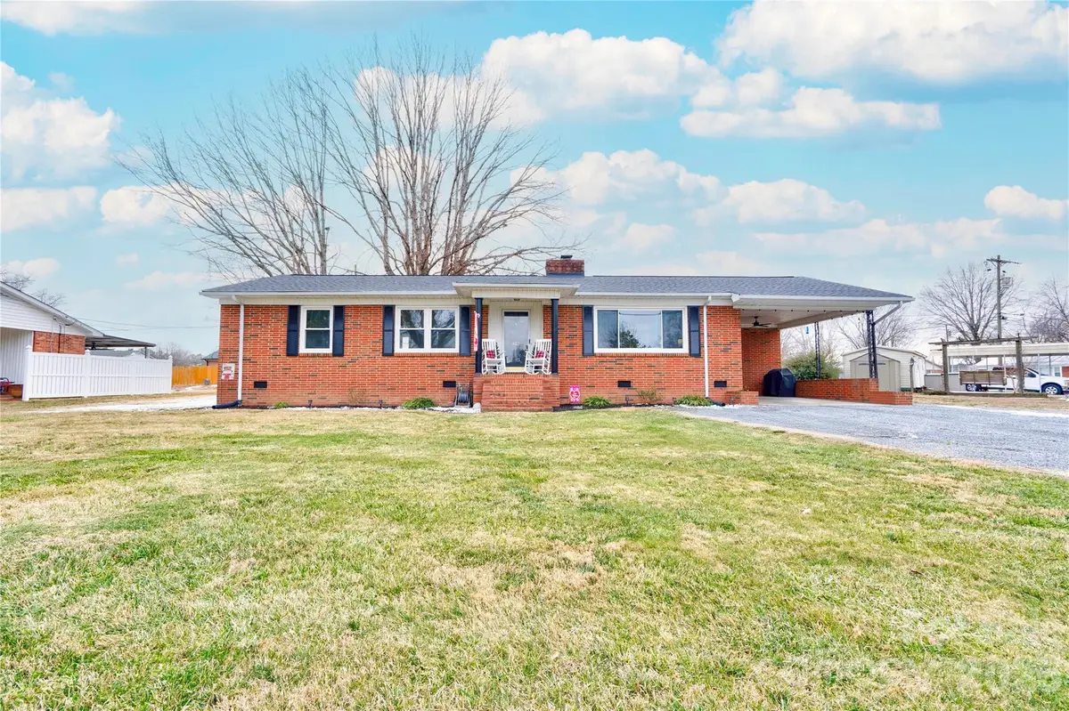 402 N Cherry Street, Cherryville, NC 28021 - #1