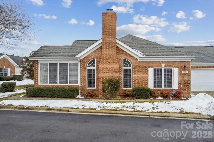 8577 Highland Glen Drive, Charlotte, NC 28269 - #2