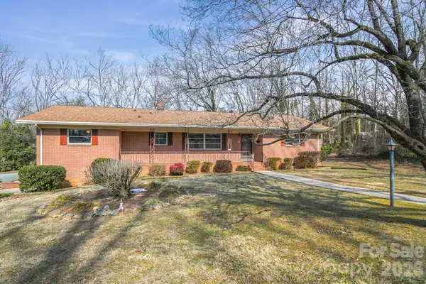 701 E Oakwood Avenue, Albemarle, NC 28001
