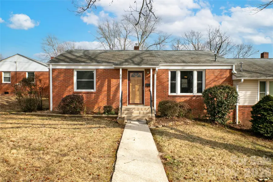 19 Trowbridge Lane, Brevard, NC 28712 - #2