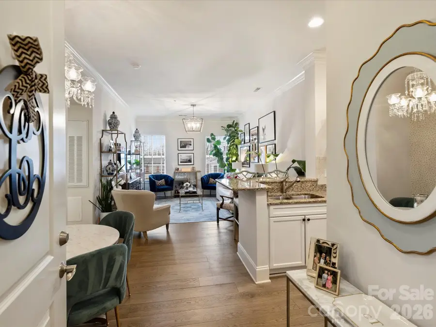 2978 Selwyn Avenue, Charlotte, NC 28209 - Image #2