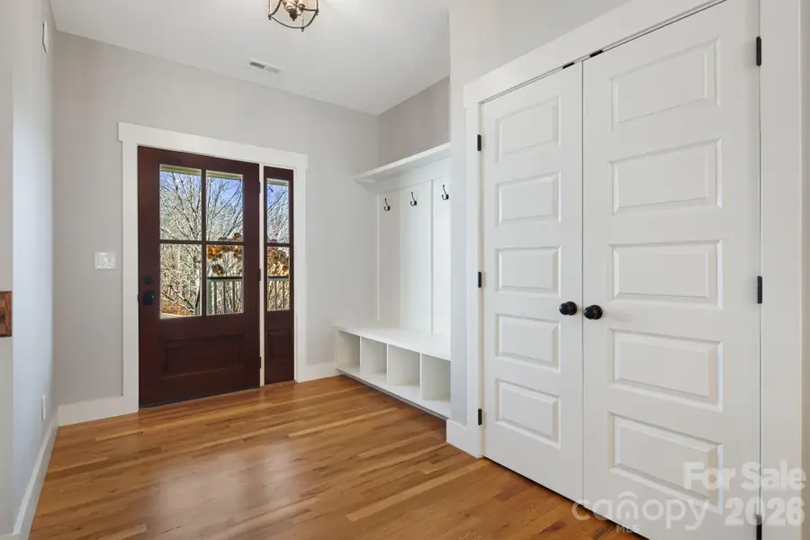 5 Magnolia Farms Drive, Asheville, NC 28806 - Image #3