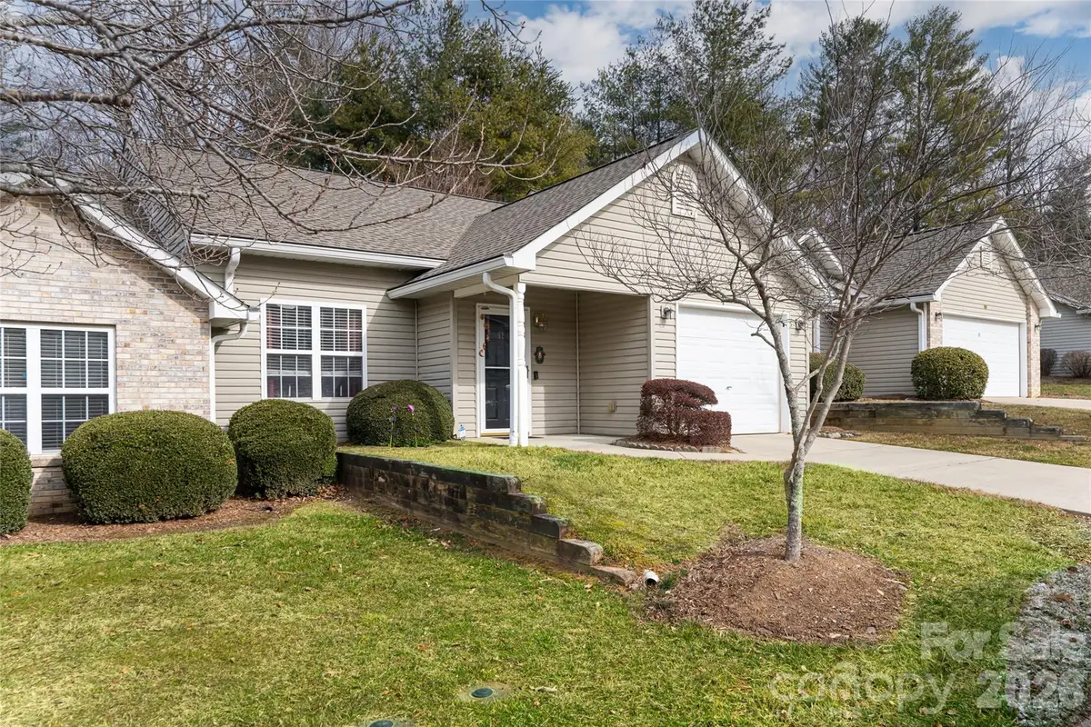 92 Wiltshire Circle, Fletcher, NC 28732 - #1