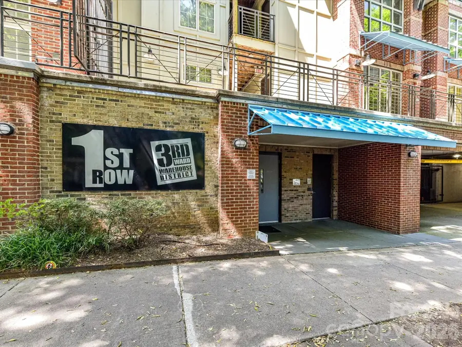 1101 W 1st Street #302, Charlotte, NC 28202 - #3