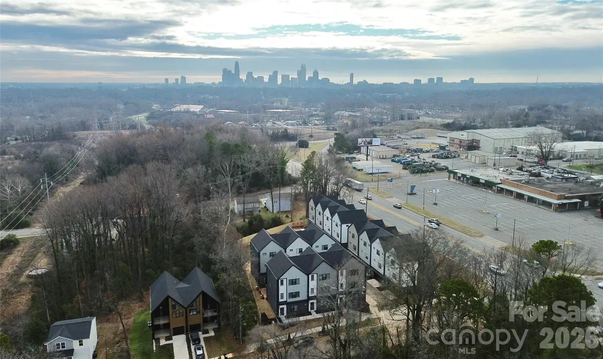 1106 Ivan Drive, Charlotte, NC 28216 - #1